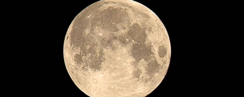 月亮比平时亮什么原因 为什么月亮有时特别亮