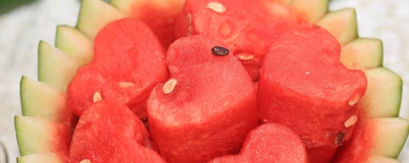 七八月份水果有哪些是当季 八月有什么水果是当季的