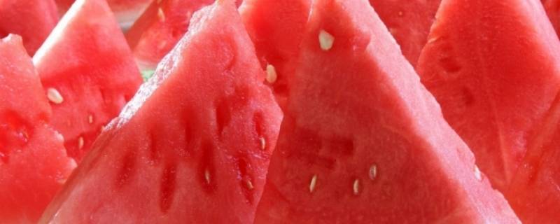 整个西瓜在冰箱能放多久 整个西瓜在冰箱可以放多久