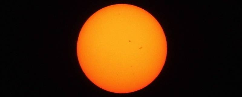 太阳会自转吗（月亮和太阳会自转吗）