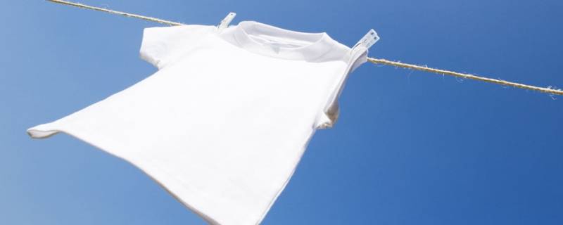30度温度晒衣服多久能干（30度晒几个小时衣服能干）