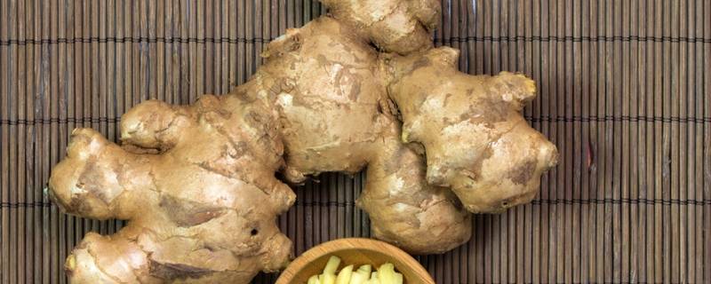 生姜可以放太阳下晒干吗（生姜能在太阳下晾晒吗）