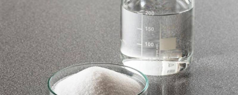 浓盐水的密度是多少 浓盐水的密度和水的密度哪个大