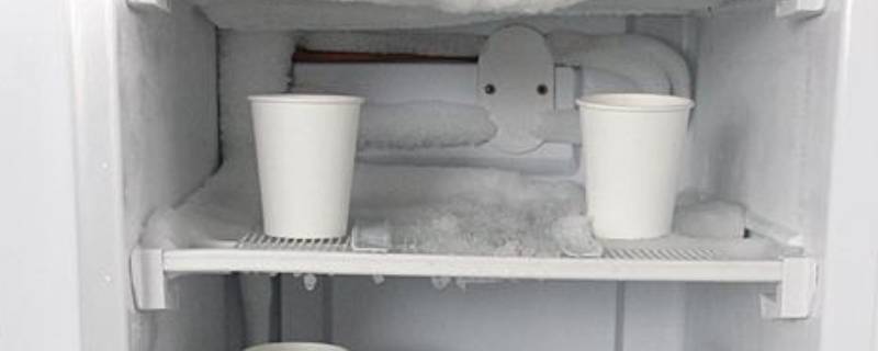 热水可以放进冰箱吗 刚烧开的热水可以放进冰箱吗