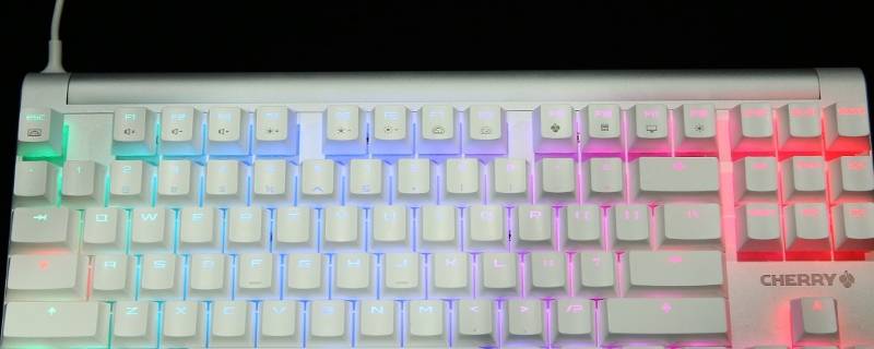 樱桃键盘个别键亮红灯 樱桃键盘有个灯颜色异常