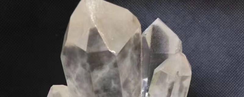 冰白曜石是什么 冰白曜石是什么哪里的