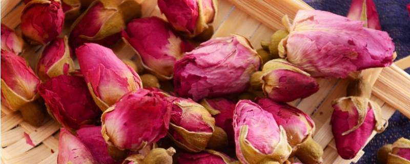 自己如何烘干玫瑰花（玫瑰花干了怎么利用）