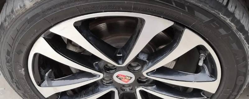 荣威rx3轮胎多少公里换（荣威RX3更换18寸轮毂）