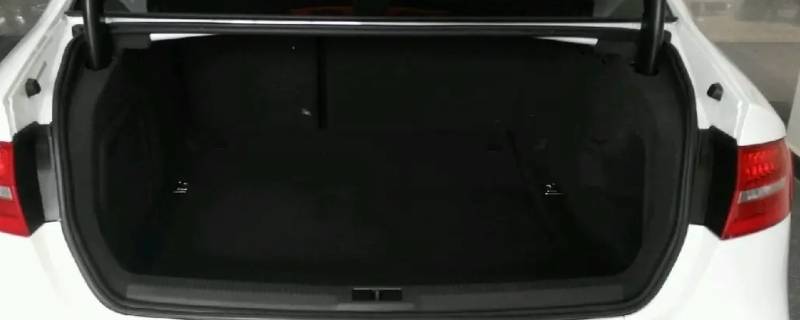 奥迪a4l后备箱怎么开 奥迪a4l后备箱怎么开启