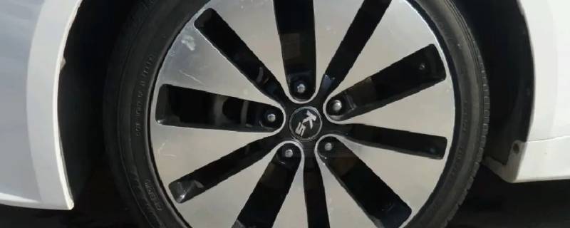起亚k5轮胎的优缺点 起亚k5更换什么轮胎好,胎噪小的