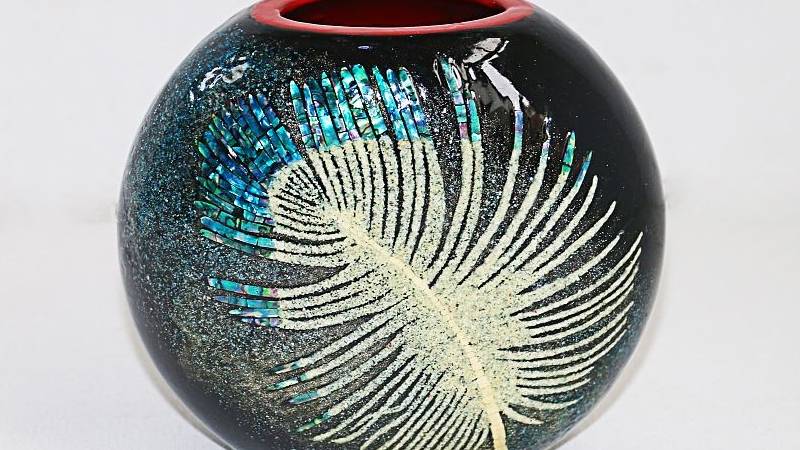 漆器是工艺品和美术品吗（漆器工艺品制造属于什么行业）