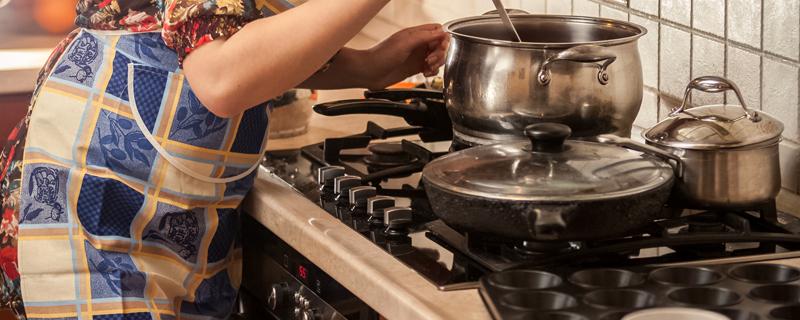 五指毛桃土茯苓汤的功效与作用（五指毛桃土茯苓汤的禁忌）