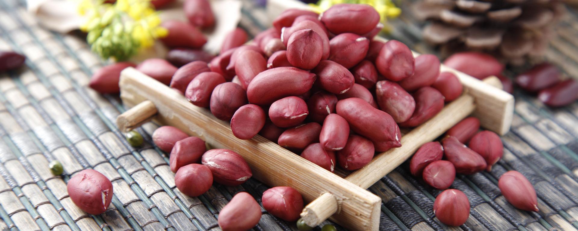 花生红皮好还是白皮好 花生是红皮好还是白皮