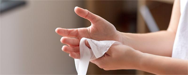 湿厕纸能当湿纸巾用吗（湿厕纸能当湿纸巾用吗视频）