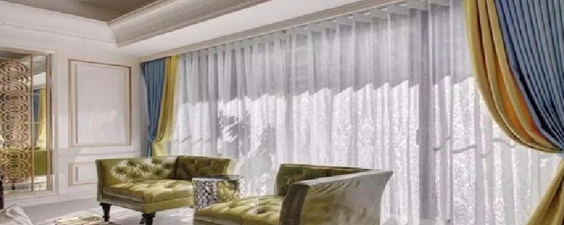 隔热窗帘和隔热膜如何选择 隔热窗帘和隔热膜如何选择好