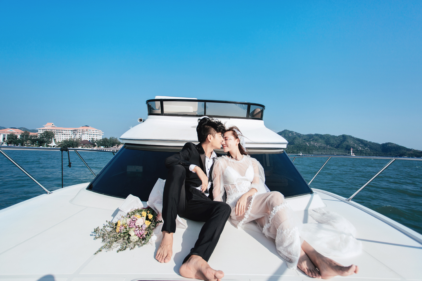 青岛游艇婚纱照价位是多少 青岛游艇婚礼