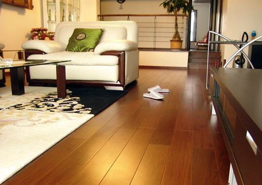 复合地板：美观耐磨的好地板 耐磨实木复合地板