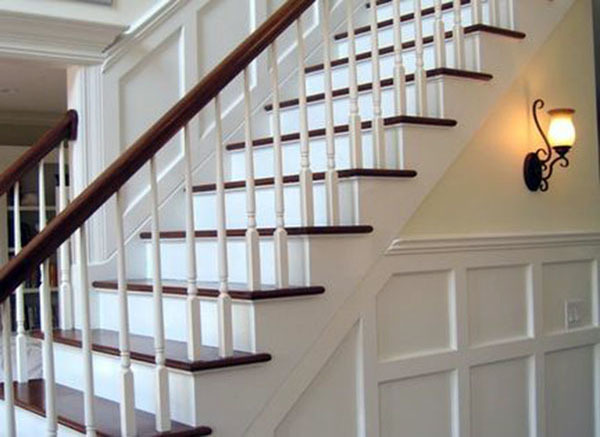 楼梯护墙板的材质及特征介绍 楼梯护墙板的材质及特征介绍图