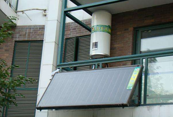 阳台壁挂太阳能热水器好不好 阳台壁挂太阳能热水器好用吗