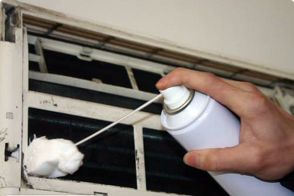 清洗空调污垢的方法 清洗空调污垢的方法有哪些