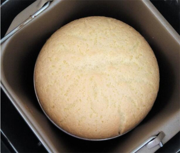 面包机怎么做蛋糕（面包机怎么做蛋糕胚）