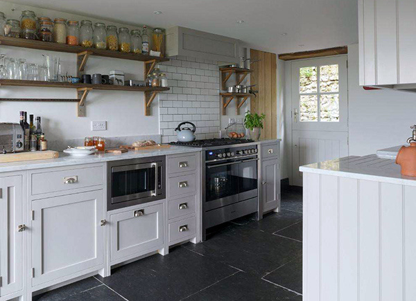 厨房地砖选择的技巧 厨房地面选什么砖好