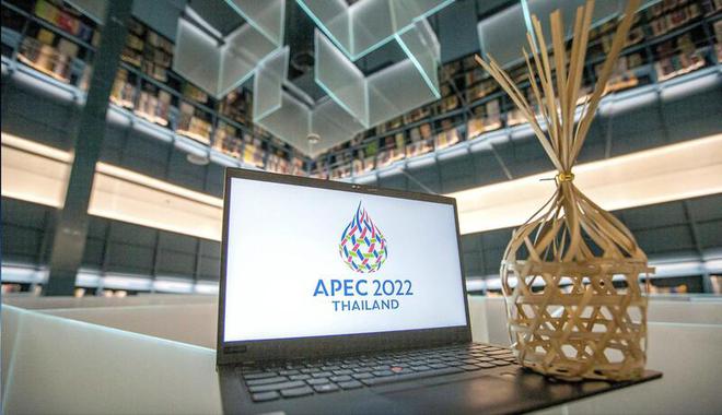 李家超不惧美国制裁参加APEC会议：香港已重返舞台，与世界联络