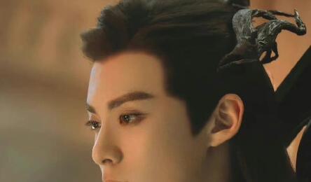 王鹤棣和女朋友刘艺分手了吗 王鹤棣女朋友是刘艺吗