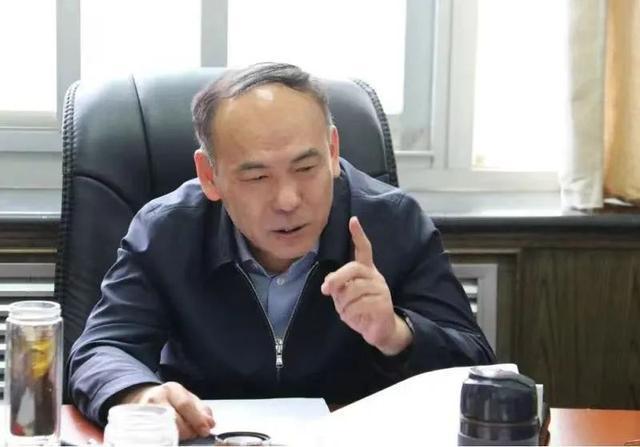 五“虎”先后被打，同日多名干部被处分，都与这件事有关