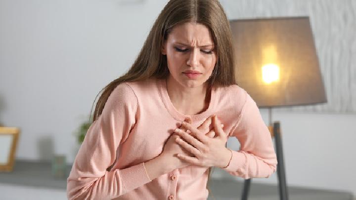 急性乳腺炎经常由三个原因引起（急性乳腺炎由什么引起）