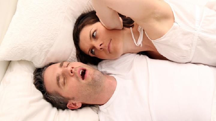 夫妻在床上不如意的原因 夫妻在床上不如意的原因是什么