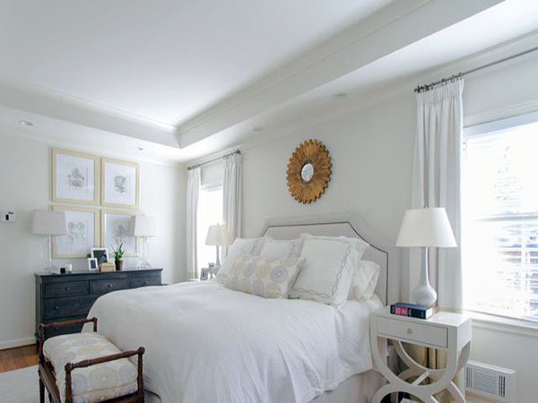 床头柜高度怎么确定比较好（床头柜常规高度是多高）