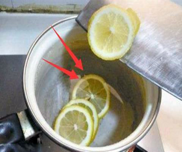 热水壶里的水垢有毒吗  如何除电水壶中的水垢