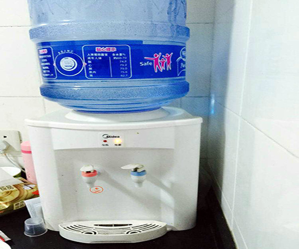 什么饮水机的牌子的好 自动饮水机多少钱