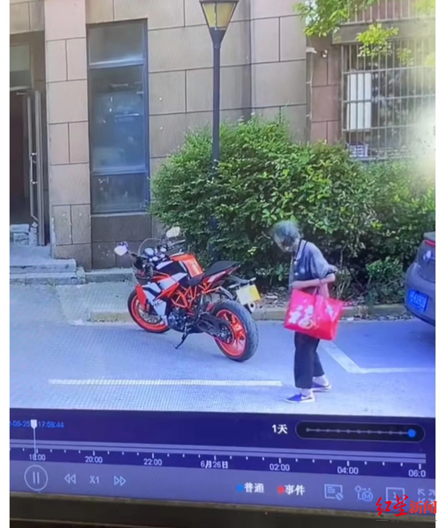老人故意推倒摩托车事件续：因老人去世终止刑事案件审理，当事人表示将追责到底