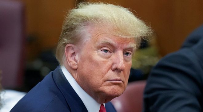 外媒：起诉书公开，特朗普面临34项重罪指控，最高刑期可达136年 