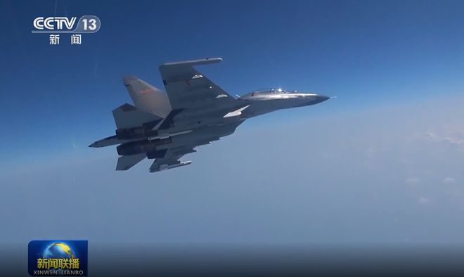 台岛上空的声音！环台岛战备警巡和演习：轰炸机执行对陆打击任务 