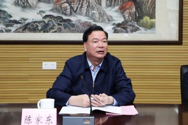 劳民伤财搞“政绩工程”，落马“老虎”、市委书记再被点名！ 