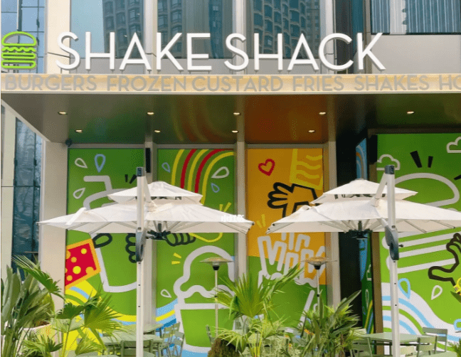 Shake Shack回应武汉门店食安事件：相关门店以及人员正接受全面核实与彻查