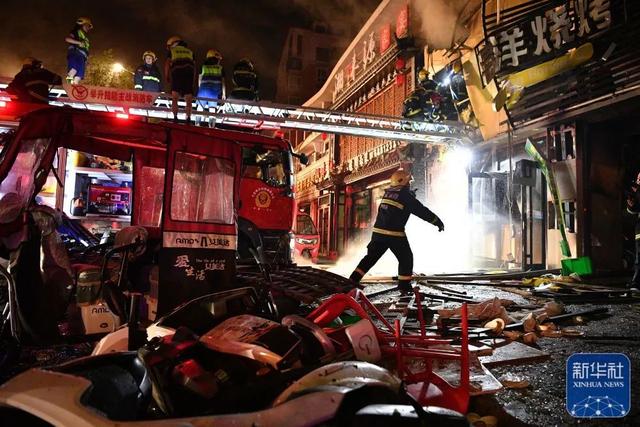 银川烧烤店爆炸事故后，当地暗访仍发现问题！有灭火器过期