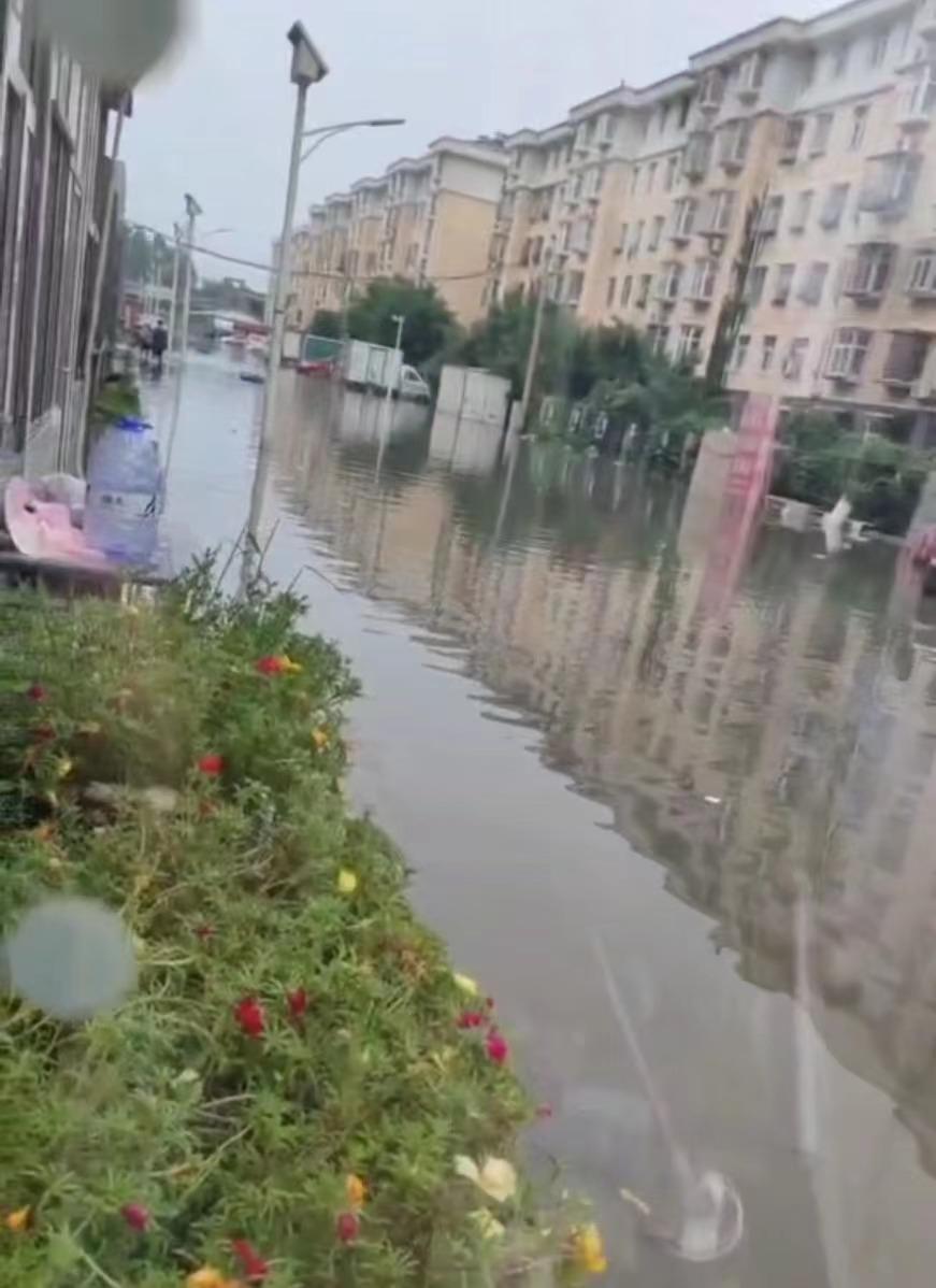 北京城郊，当洪水涌向空巢老人（北京洪水死亡人数）