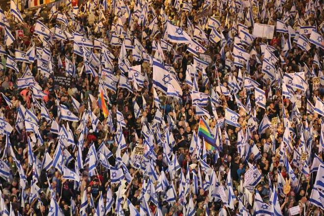 四度被“围殴”还屹立不倒的以色列，要爆发内战了？