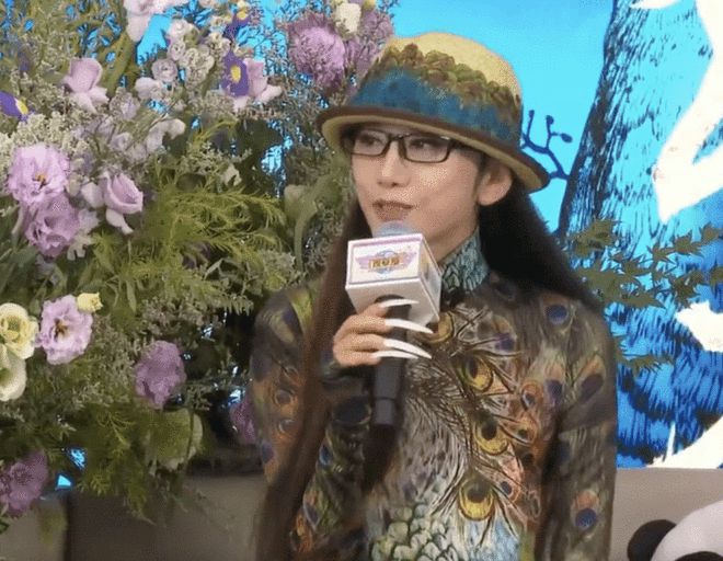 杨丽萍风波再发酵！男舞伴轻生旧闻被重提惹误解