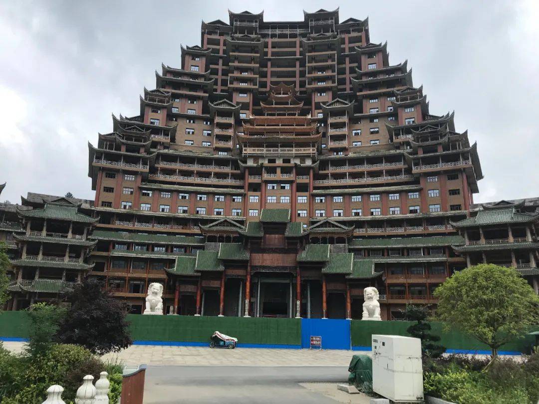 贵州独山县“天下第一水司楼”新动向：酒店改造项目再招标