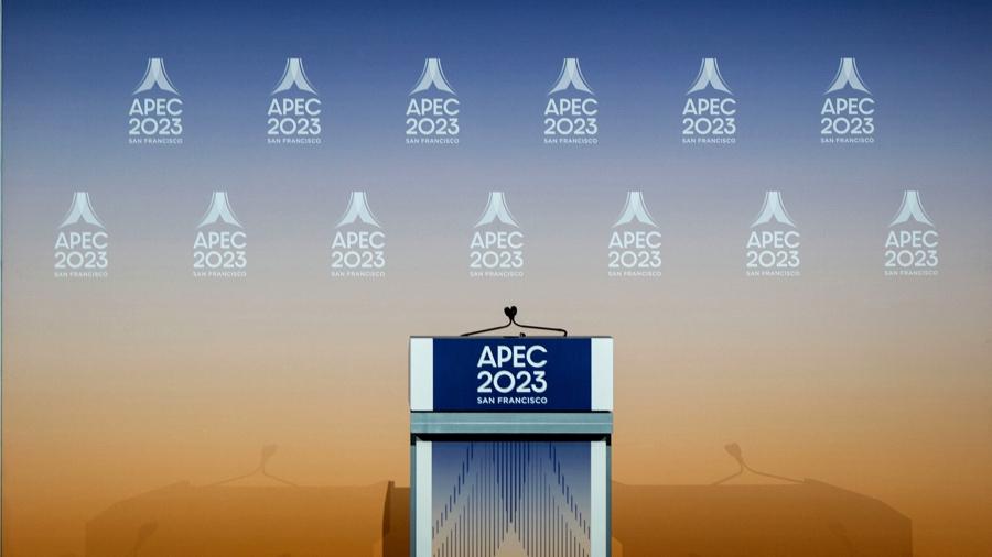 社评：APEC会场外的这个场景，很能说明问题