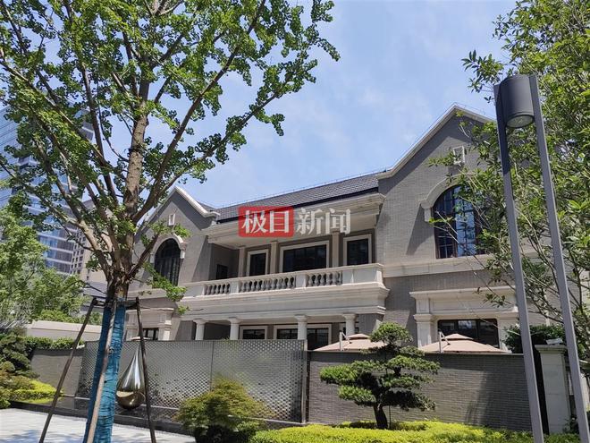 被告人吴亦凡强奸、聚众淫乱案二审维持原判 
