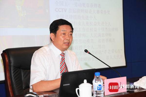 吉林厅官刘保威受贿案引发案中案，其辩护律师被控三宗罪坚称无罪