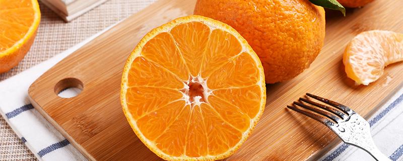 橙子吃多了尿液会发黄吗 橙子吃多了尿会不会发红